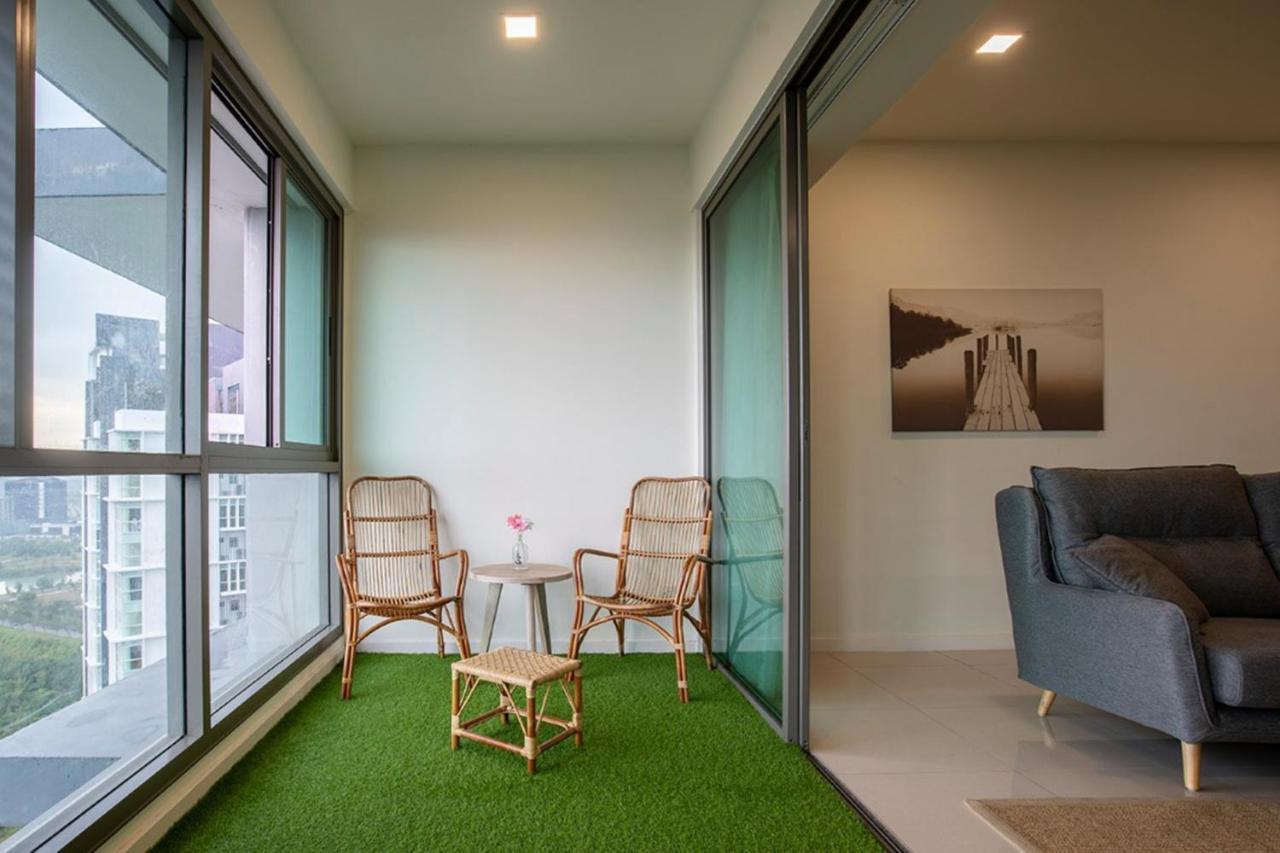 Iskandar Residences 3 Bedroom 누사자야 외부 사진
