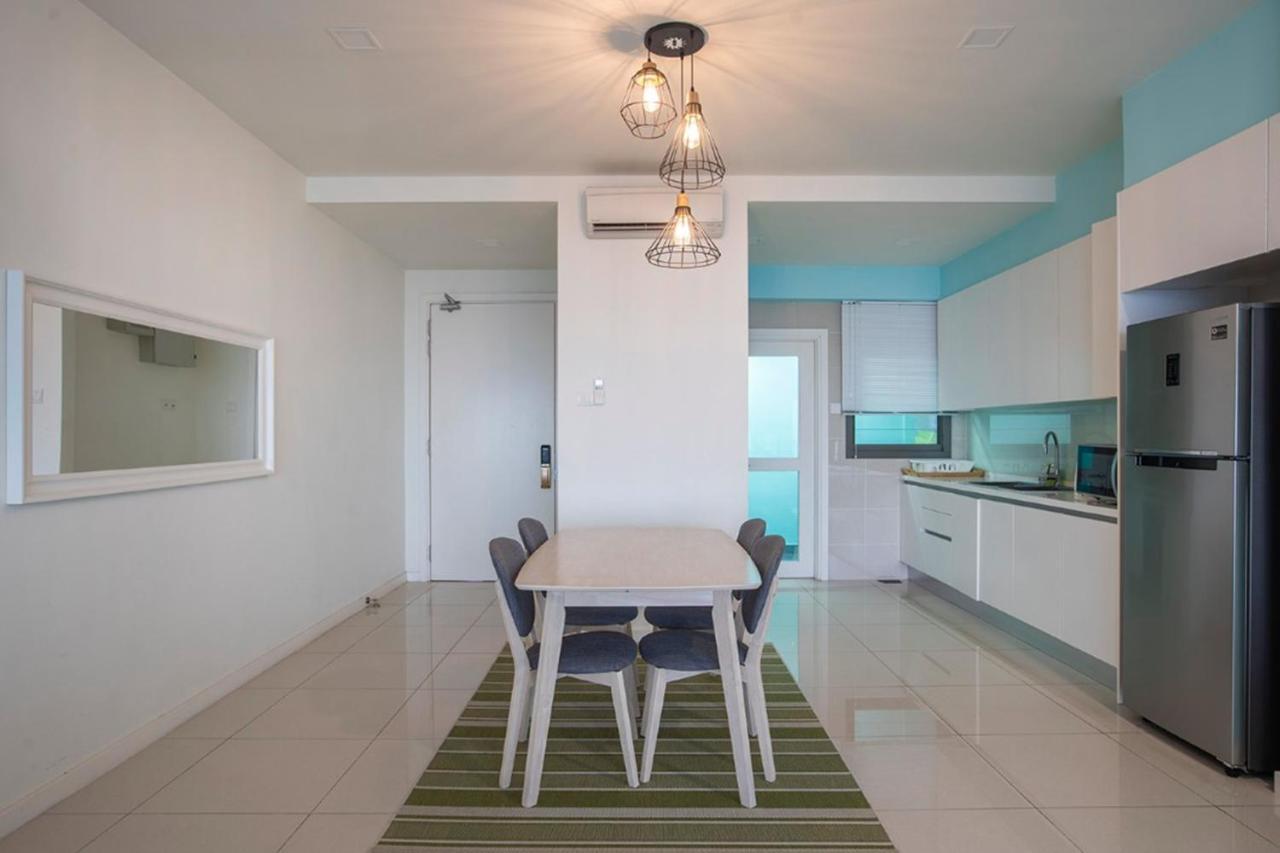 Iskandar Residences 3 Bedroom 누사자야 외부 사진