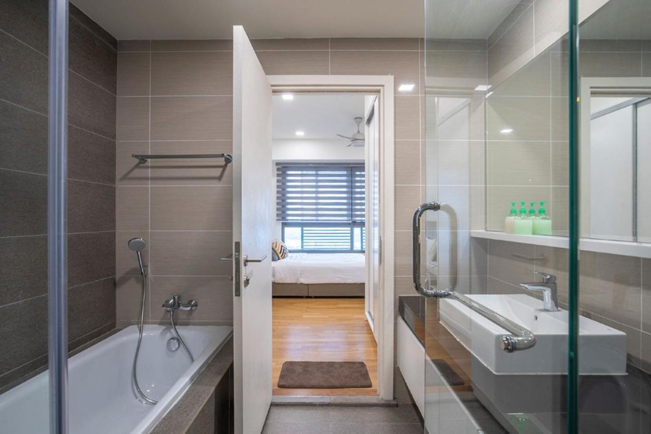 Iskandar Residences 3 Bedroom 누사자야 외부 사진