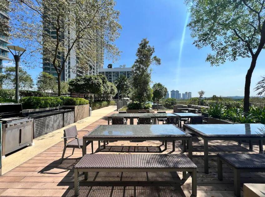 Iskandar Residences 3 Bedroom 누사자야 외부 사진