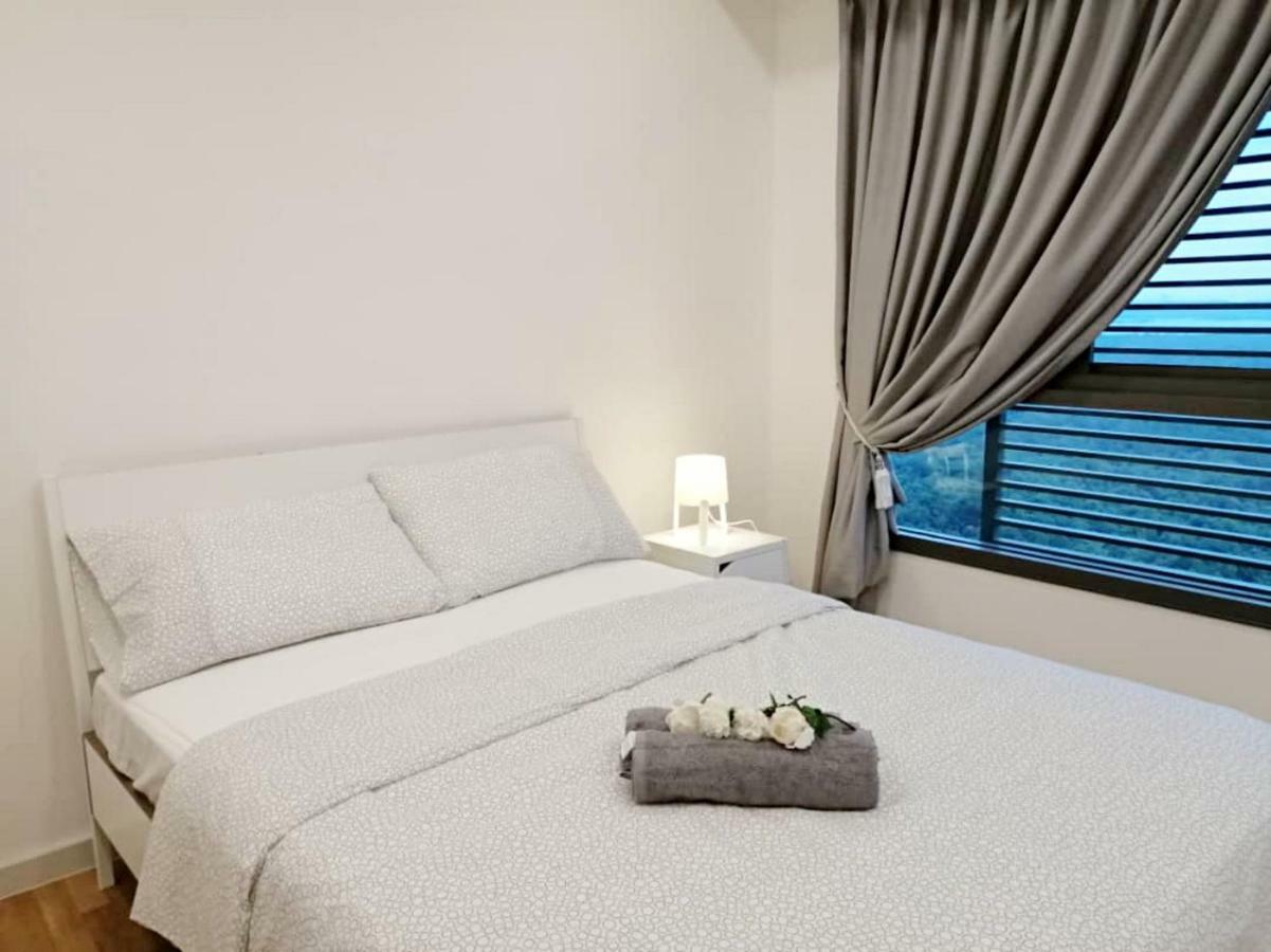 Iskandar Residences 3 Bedroom 누사자야 외부 사진