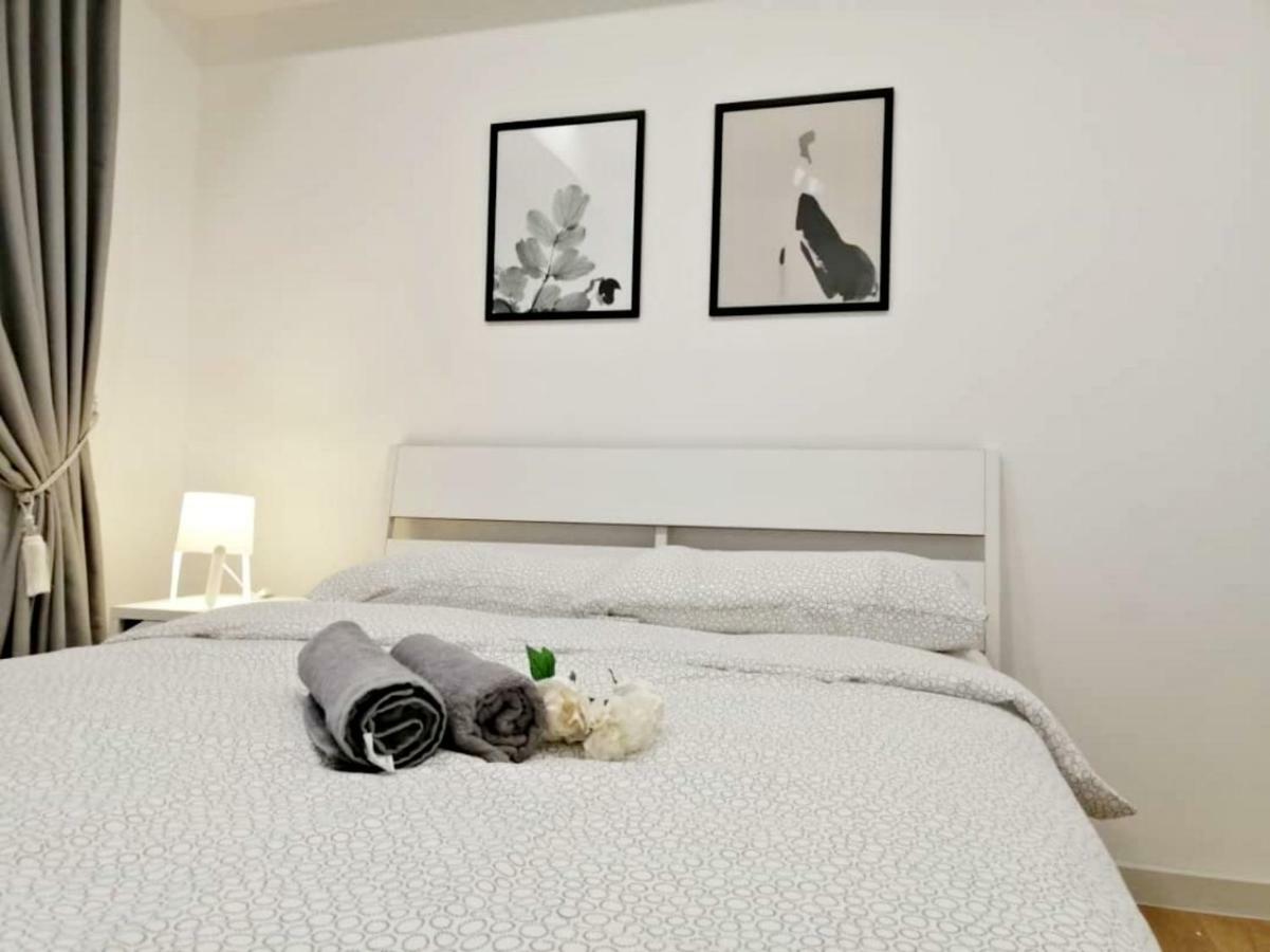 Iskandar Residences 3 Bedroom 누사자야 외부 사진