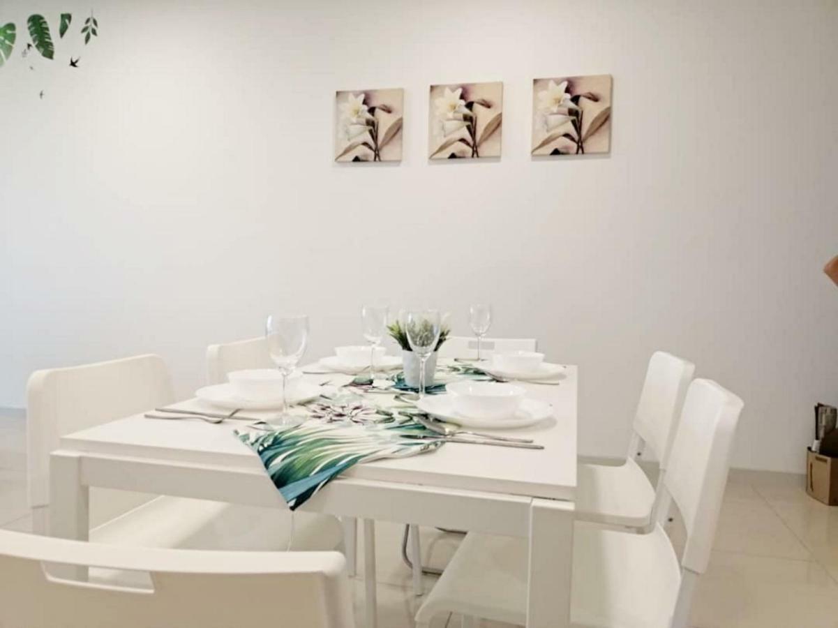 Iskandar Residences 3 Bedroom 누사자야 외부 사진